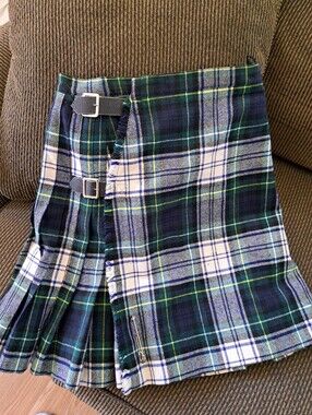 Vintage Scotch House kilt skirt 100% wool Size 24
